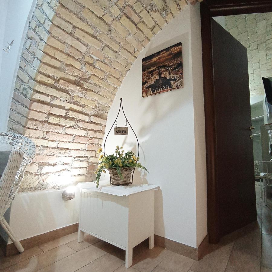 Apartmán Domus Vatican Walls Řím Exteriér fotografie